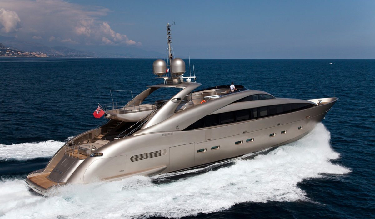 ISA YACHTS 120/2009 Refit 2016