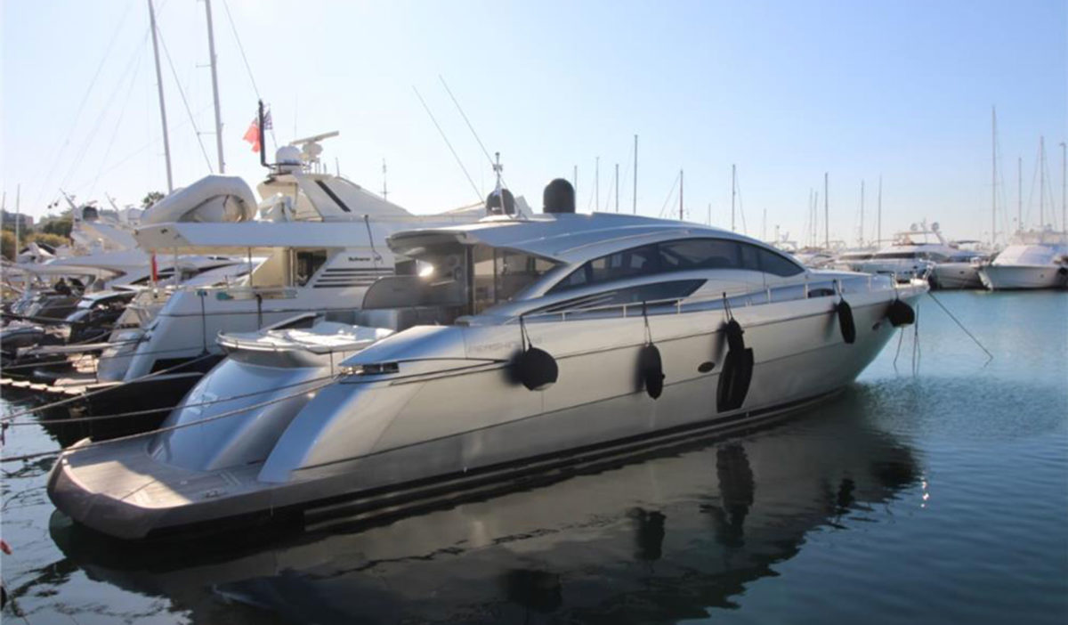 PERSHING 72 2008 год