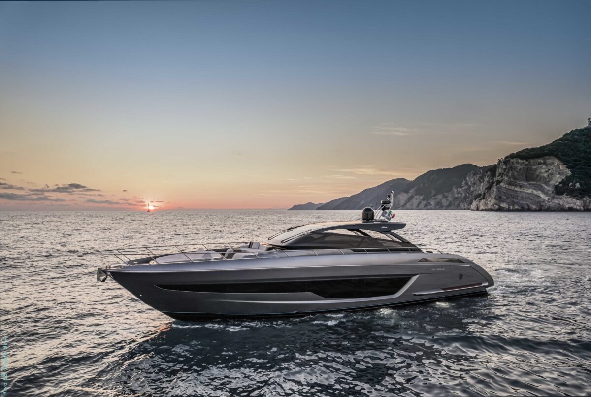 Riva  68 Diable