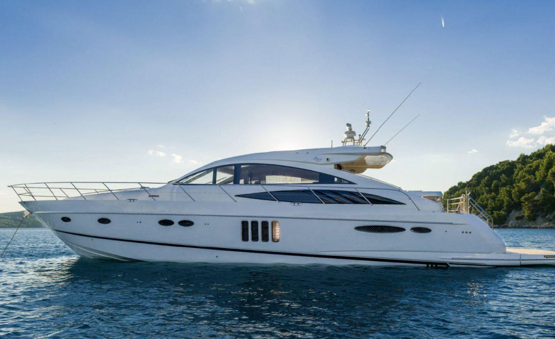 Buy yacht Princess V65